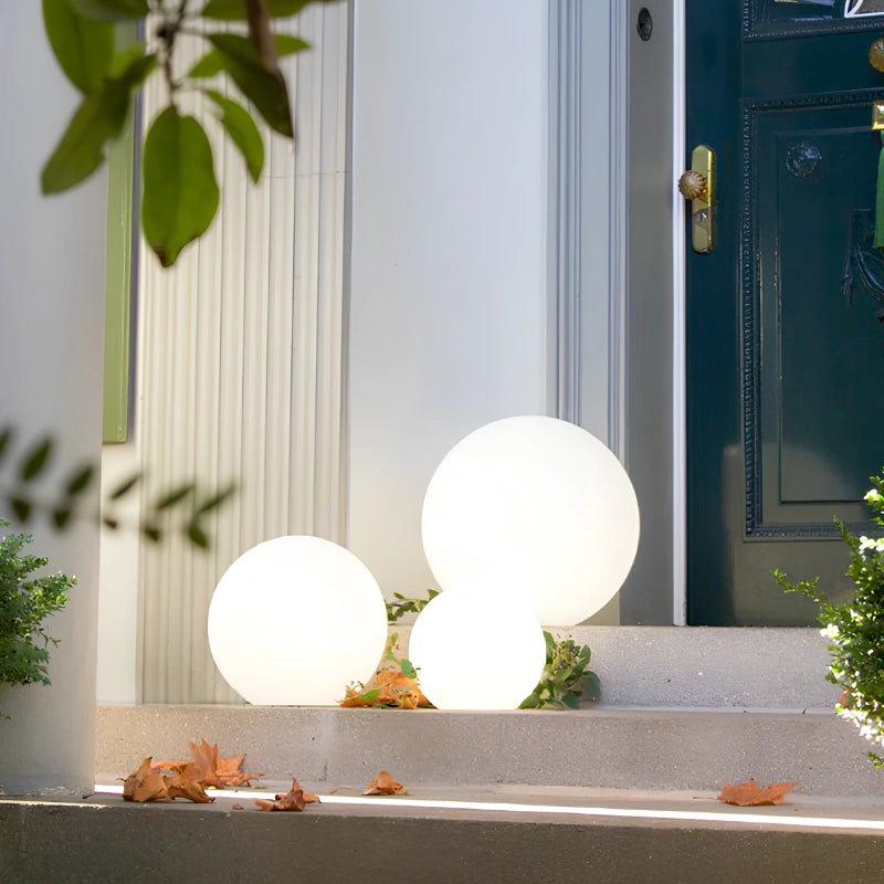 Lagom™ Spherical Garden Light