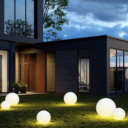 Lagom™ Spherical Garden Light