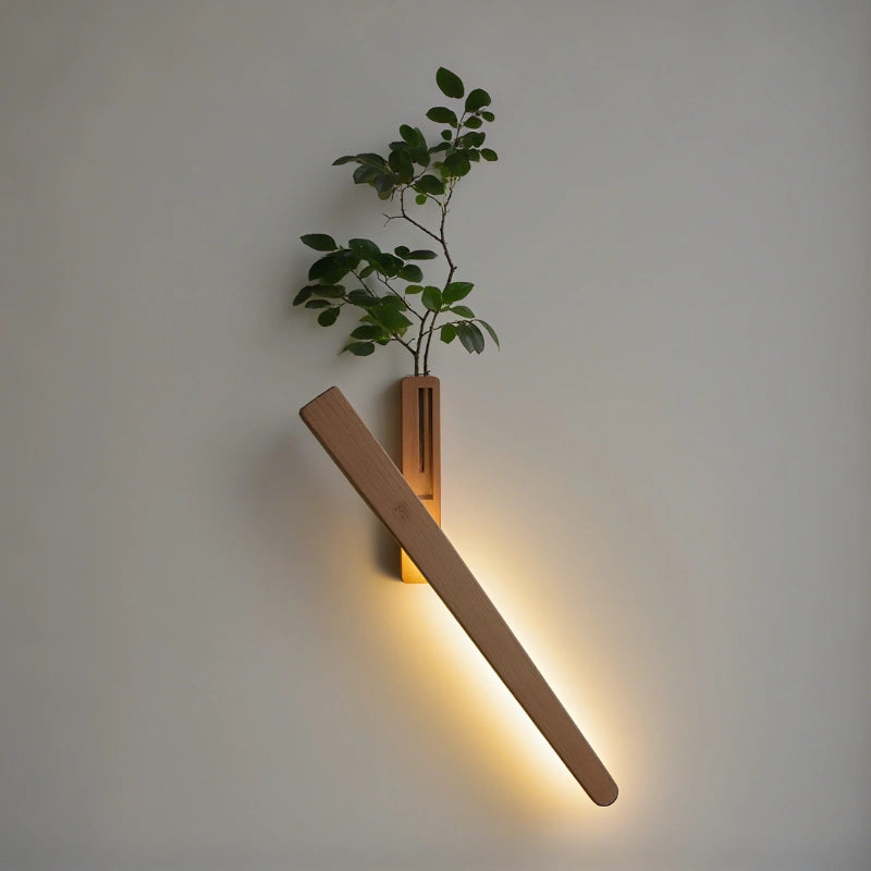 AuraVase Wall Light