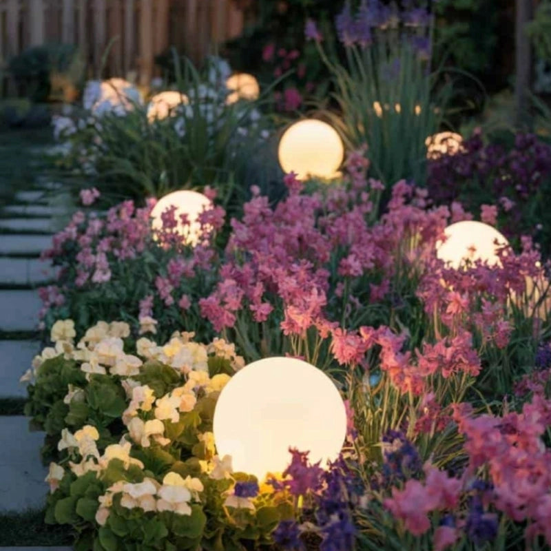 Lagom™ Spherical Garden Light