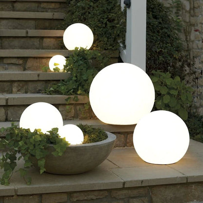 Lagom™ Spherical Garden Light